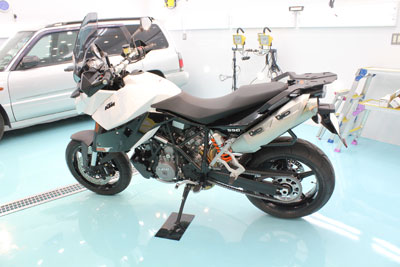 cr-1ガラスコーティングktm990smt